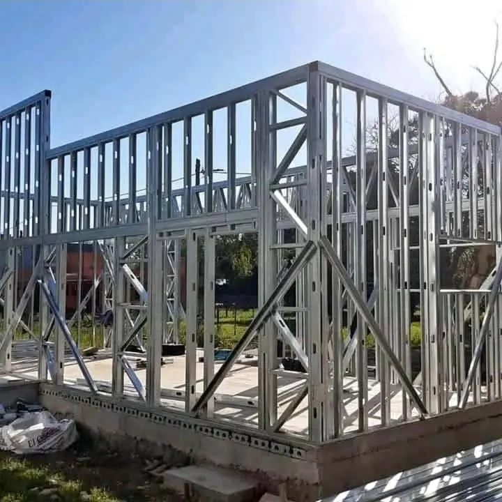 Estructura de steel frame en construcción